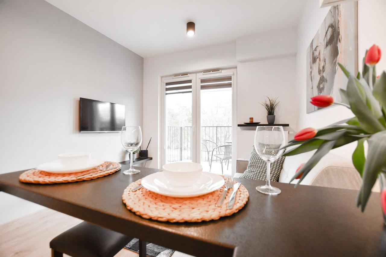 Rakowicka Apartments คราคูฟ ภายนอก รูปภาพ